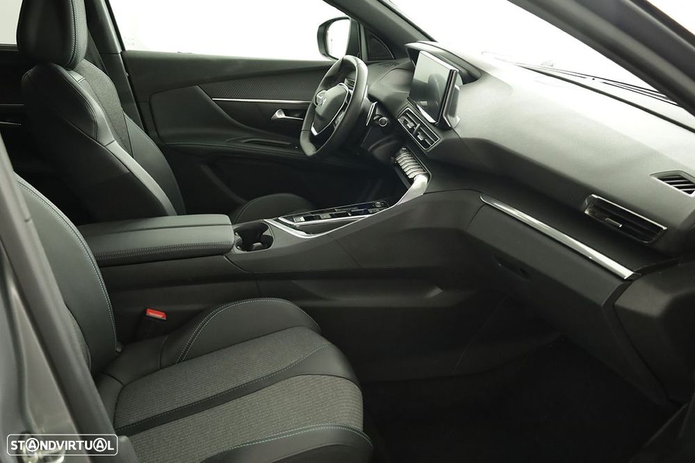 Peugeot 5008 1.2 PureTech Allure Pack EAT8 - 22