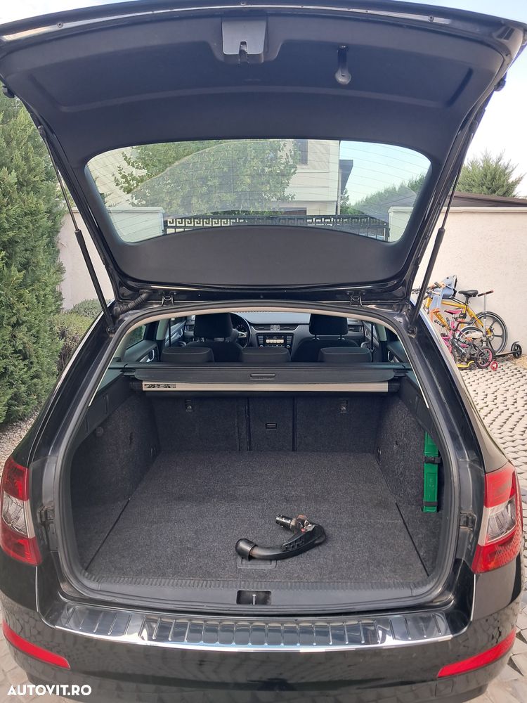 Skoda Octavia 2.0 TDI (Green tec) DSG Joy - 5