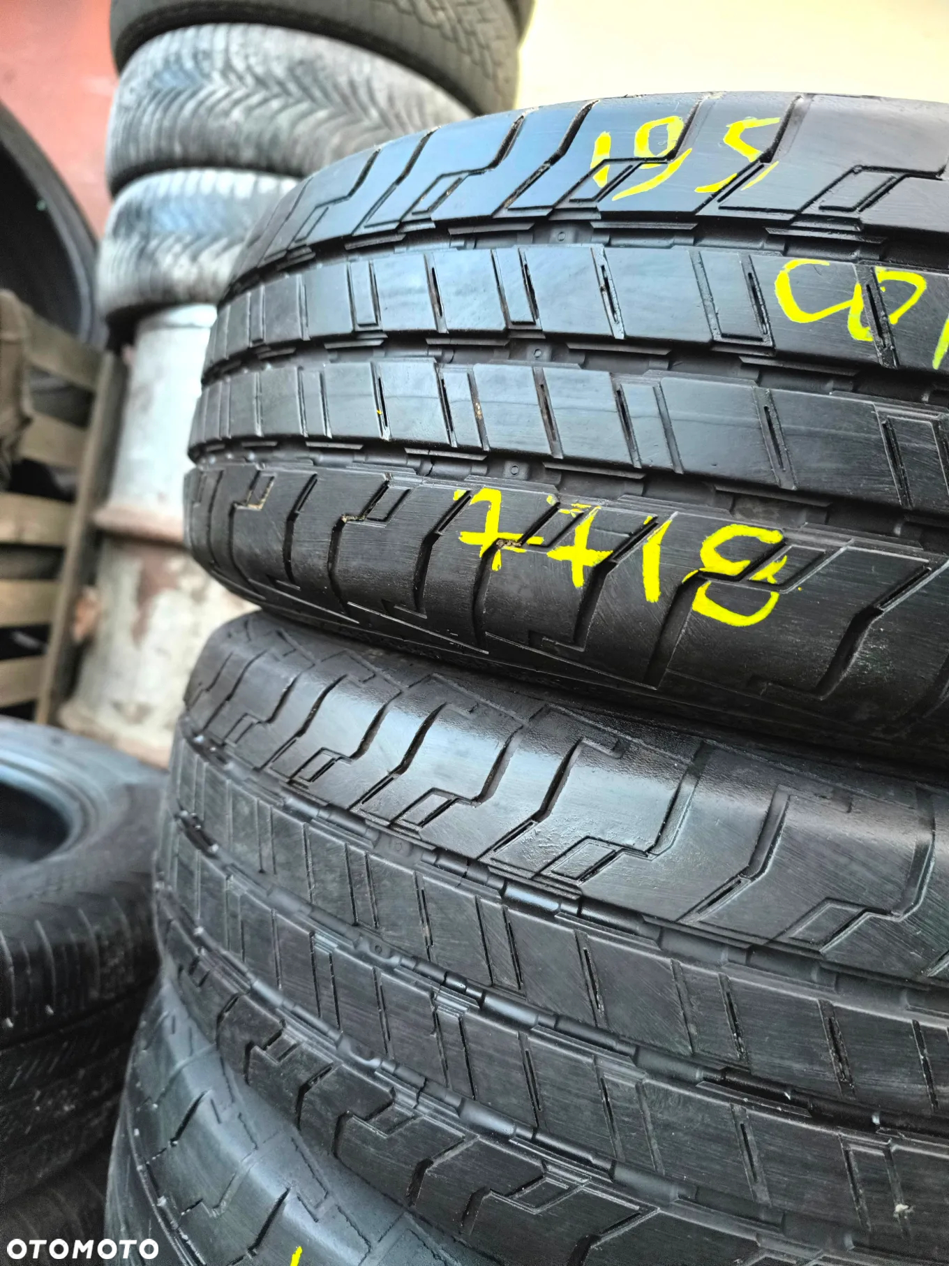 195/65R15 95T XL Opony Letnie Lato CONTINENTAL ContiVanContact 100 7mm Legnica ALU-RAD 195/65 - 6