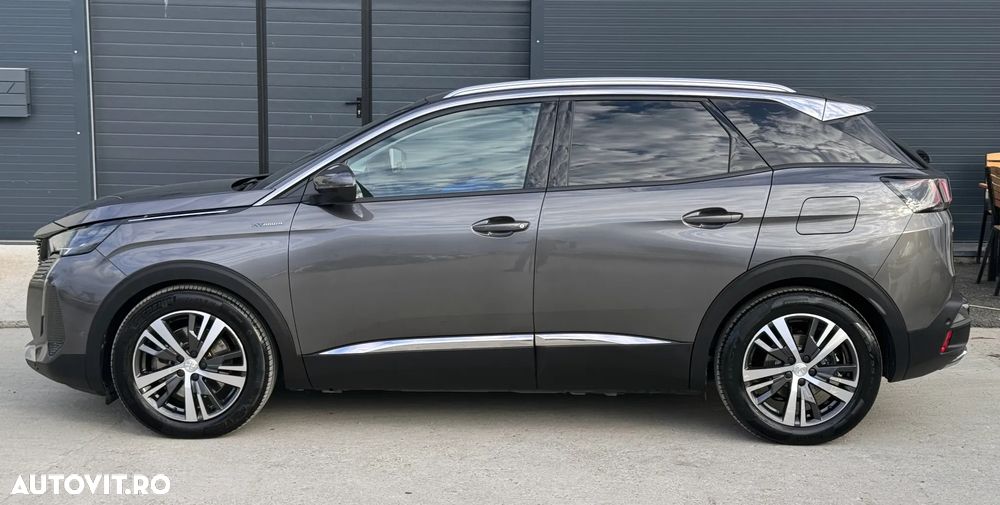 Peugeot 3008 PHEV EAT8 4X4 GT Pack - 24