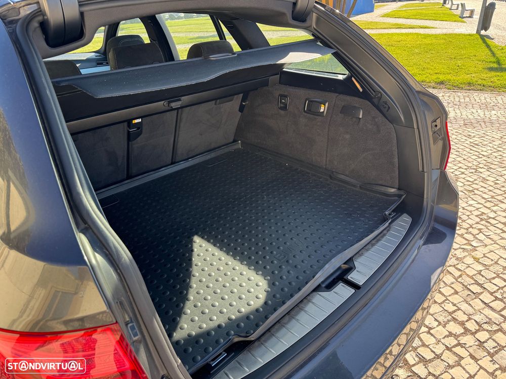 BMW 535 d Pack M Auto - 35