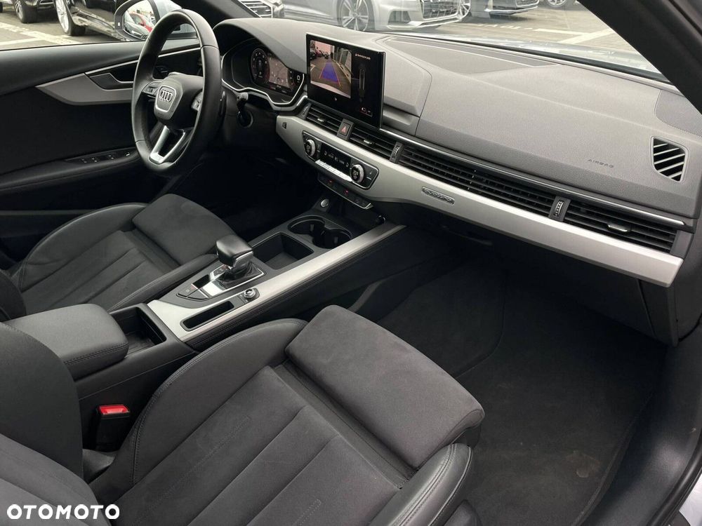 Audi A4 Allroad - 23