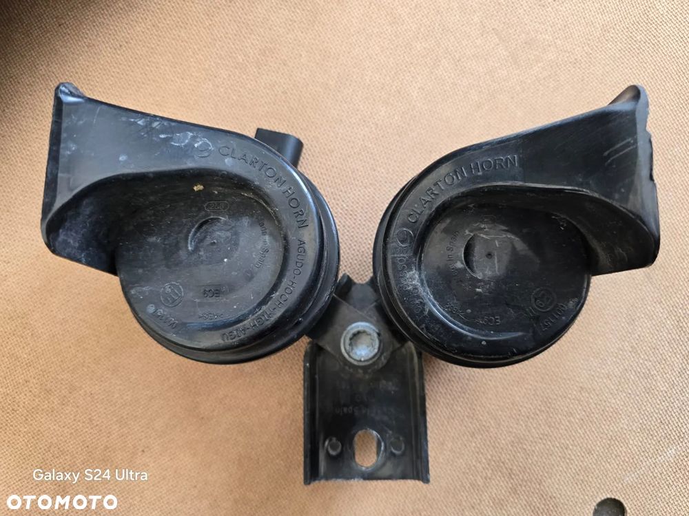 VOLKSWAGEN AMAROK 12-20  PAS PRZEDNI GÓRA 2H6805563 - 2