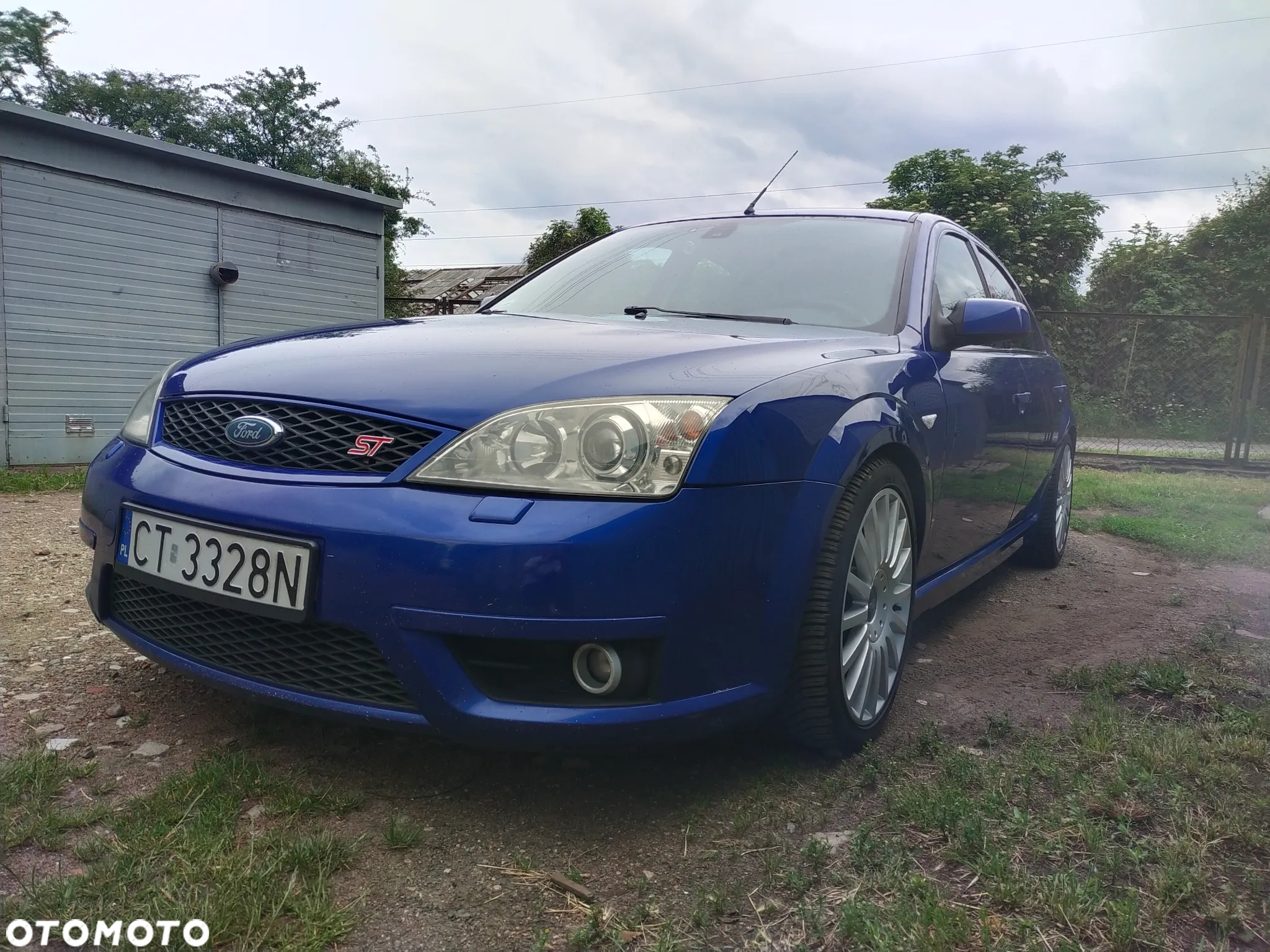 Ford Mondeo V6 ST 220 - 2