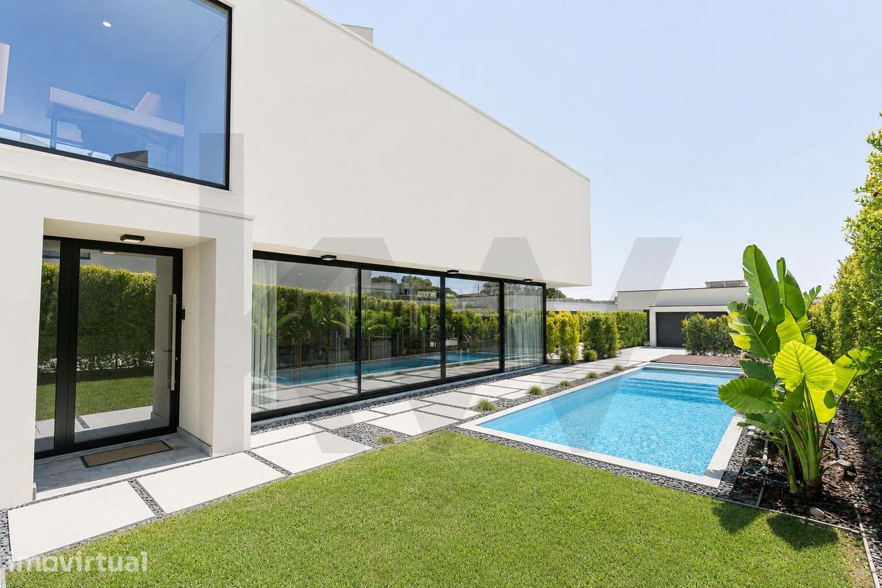 Moradia com 4 Suítes e Piscina Privada em Condomínio Fechado - Grande imagem: 3/54