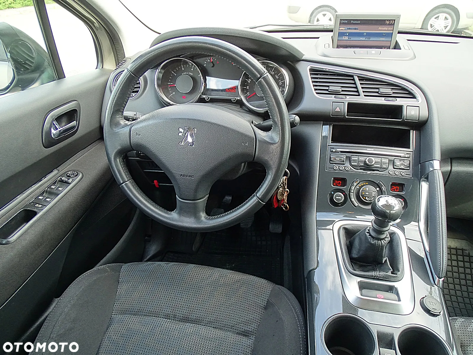 Peugeot 3008 1.6 Premium+ - 6