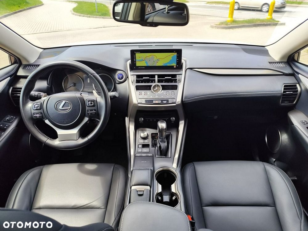 Lexus NX 300h F Impression AWD - 19