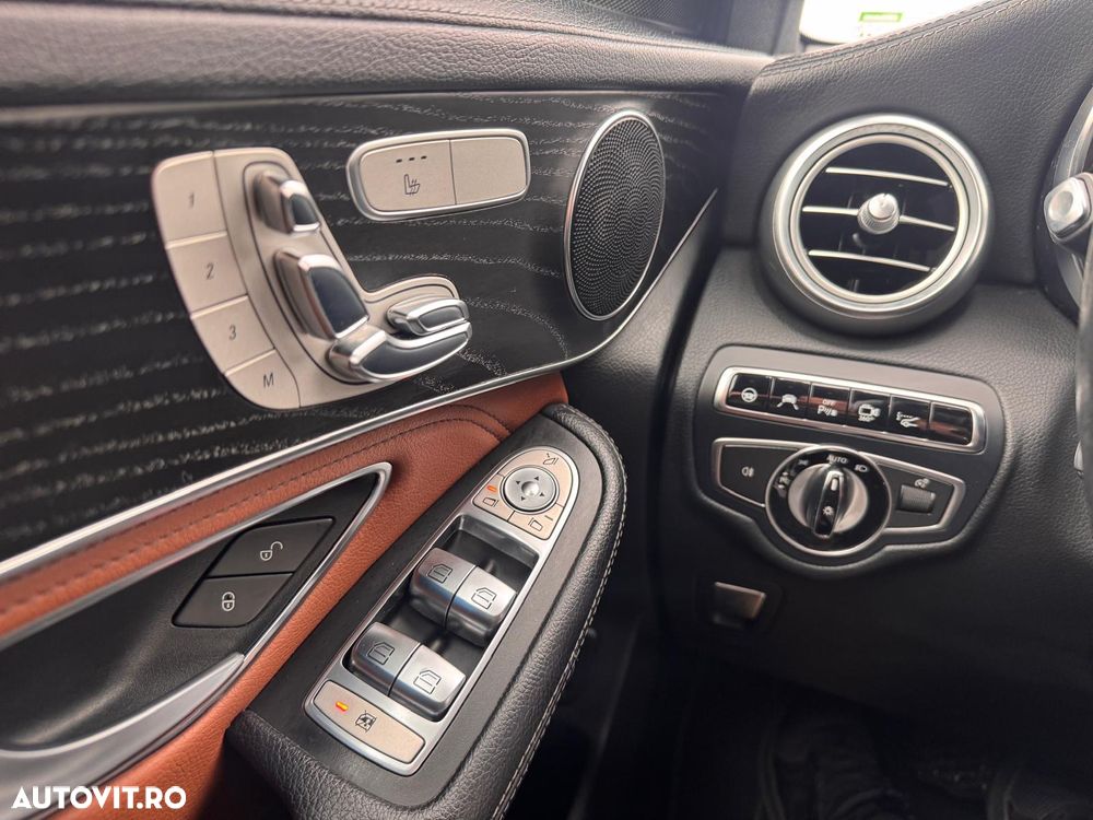Mercedes-Benz GLC Coupe 250 d 4Matic 9G-TRONIC AMG Line - 33