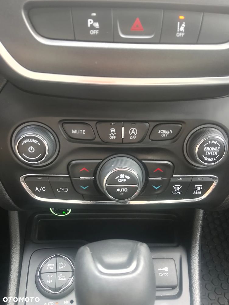 Jeep Cherokee 3.2 V6 Pentastar Active Drive Lock Autom Trailhawk - 15