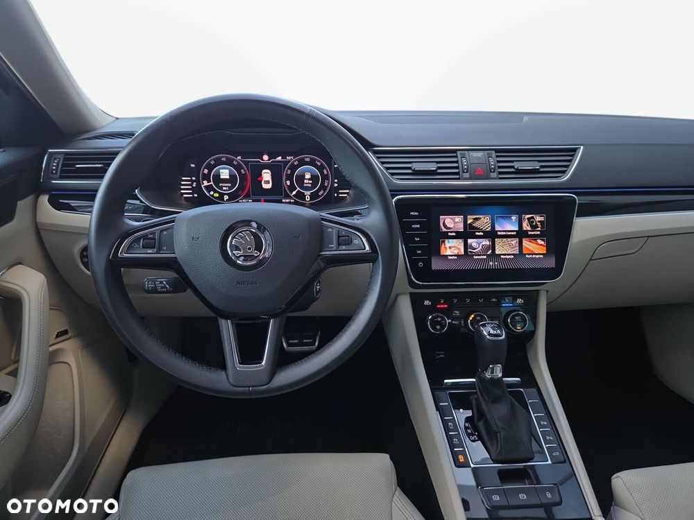 Skoda Superb 2.0 TSI 4x4 L&K DSG - 9