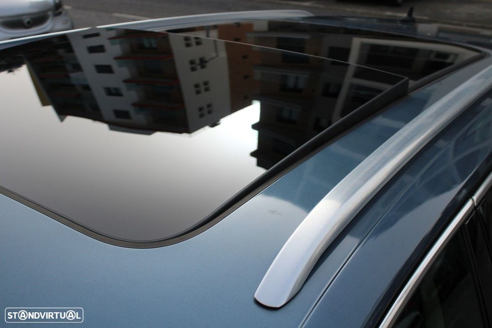 VW Passat Variant 1.6 TDI Highline DSG - 15