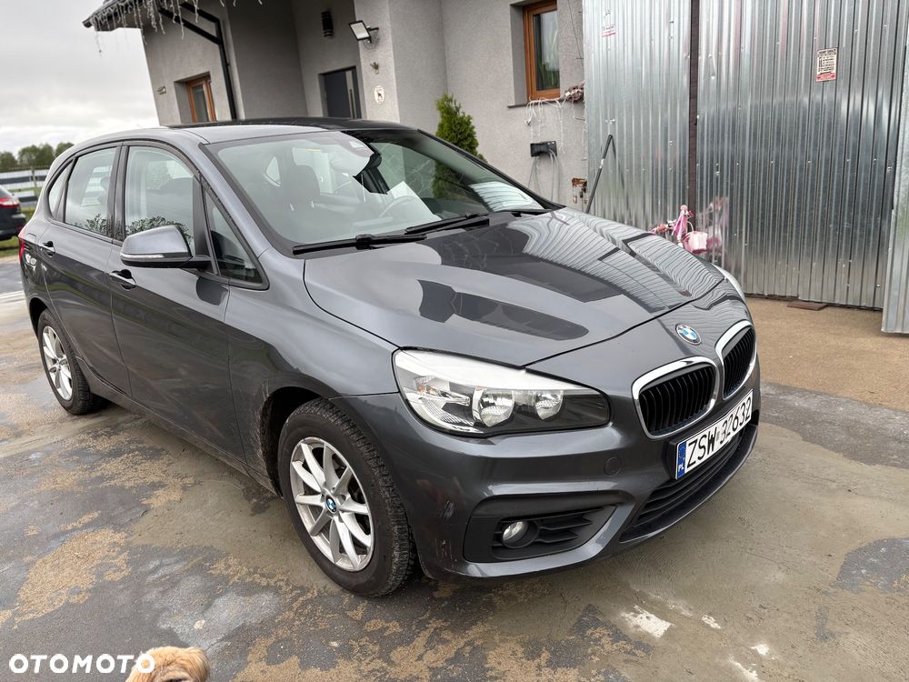BMW Seria 2 216d - 5