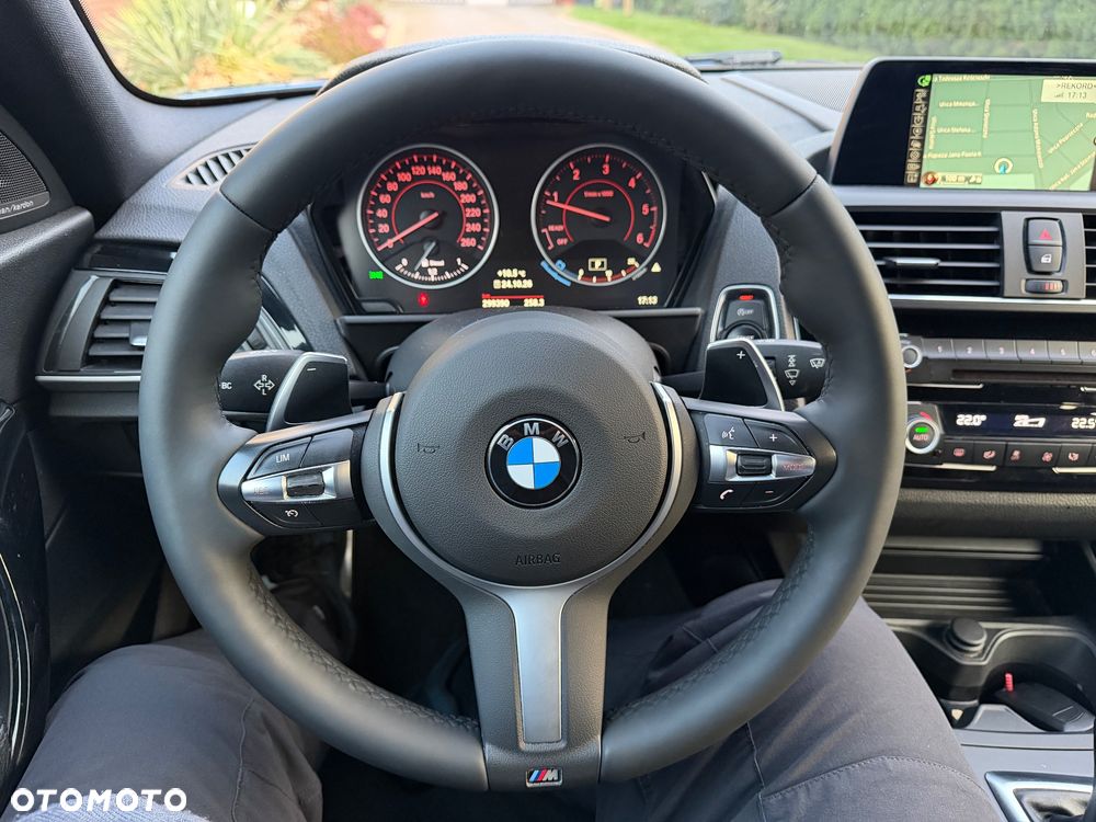 BMW Seria 2 220d Sport-Aut M Sport - 31