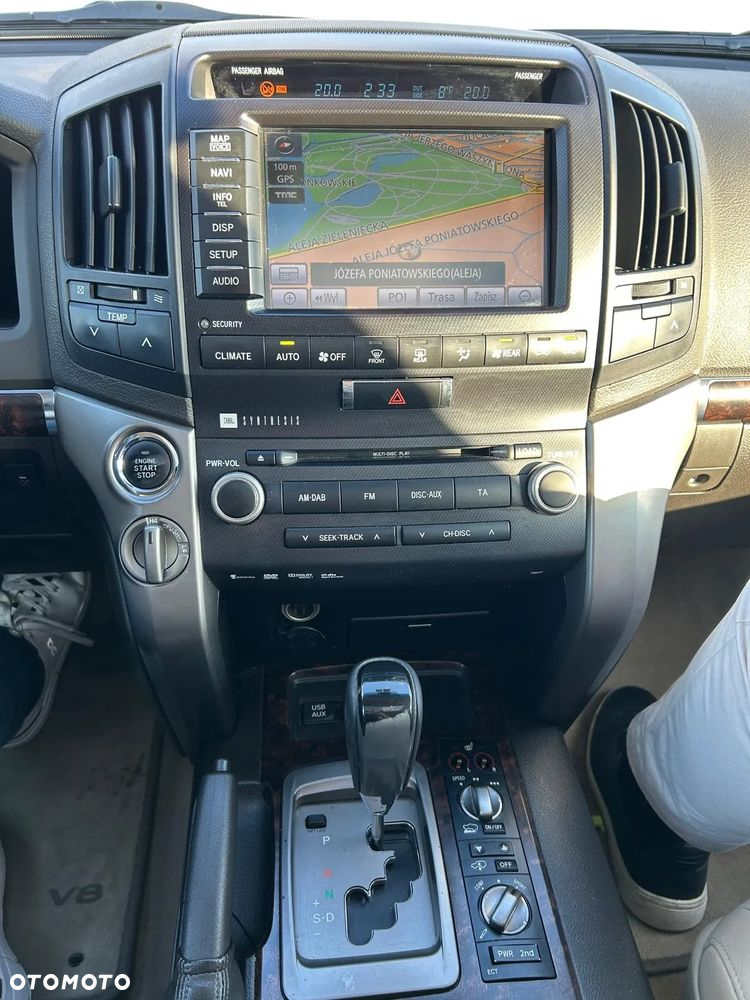 Toyota Land Cruiser LC 4.5 V8 D-4D Prestige Platinium 7os - 21