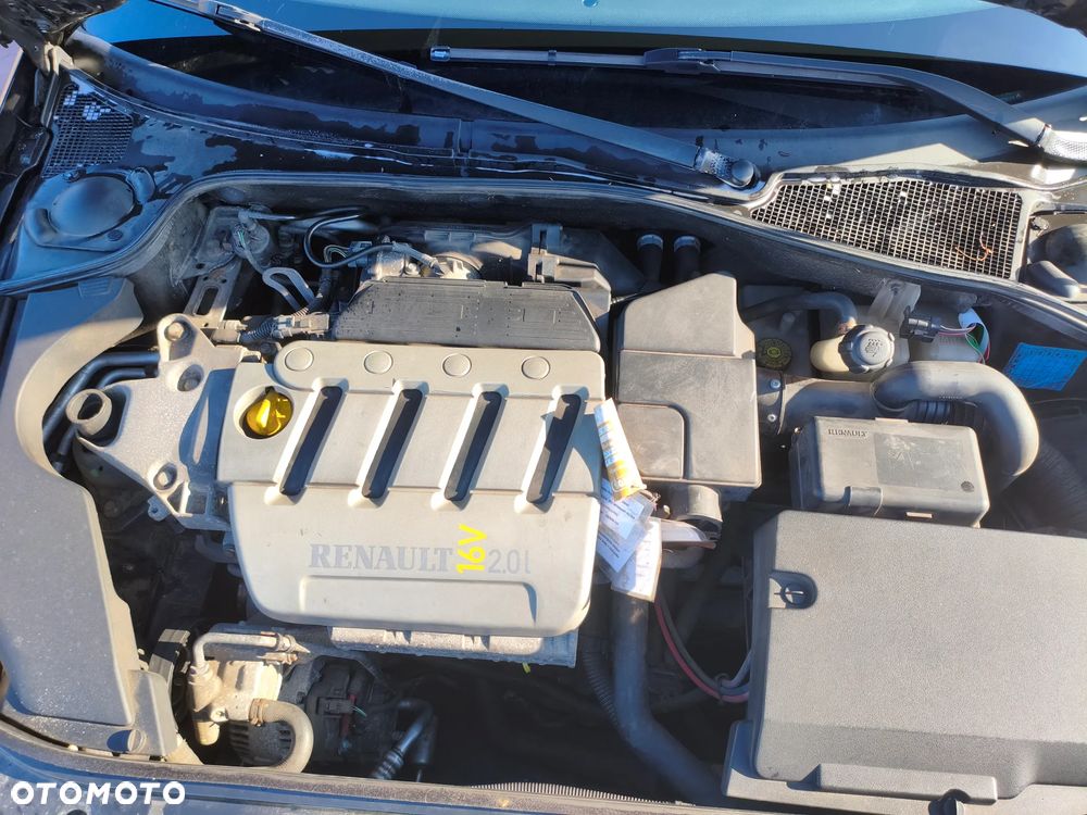 Renault Laguna 2.0 16V Dynamique - 6