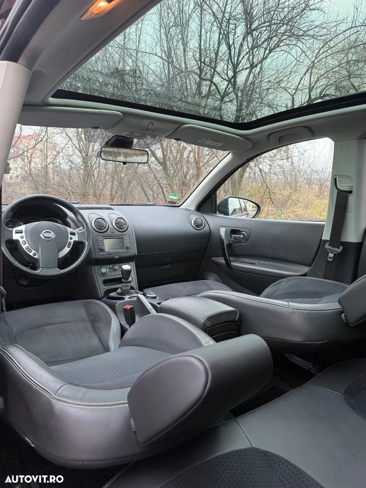 Nissan Qashqai 1.6 dCi DPF 4x4 Start/Stop 360 - 6