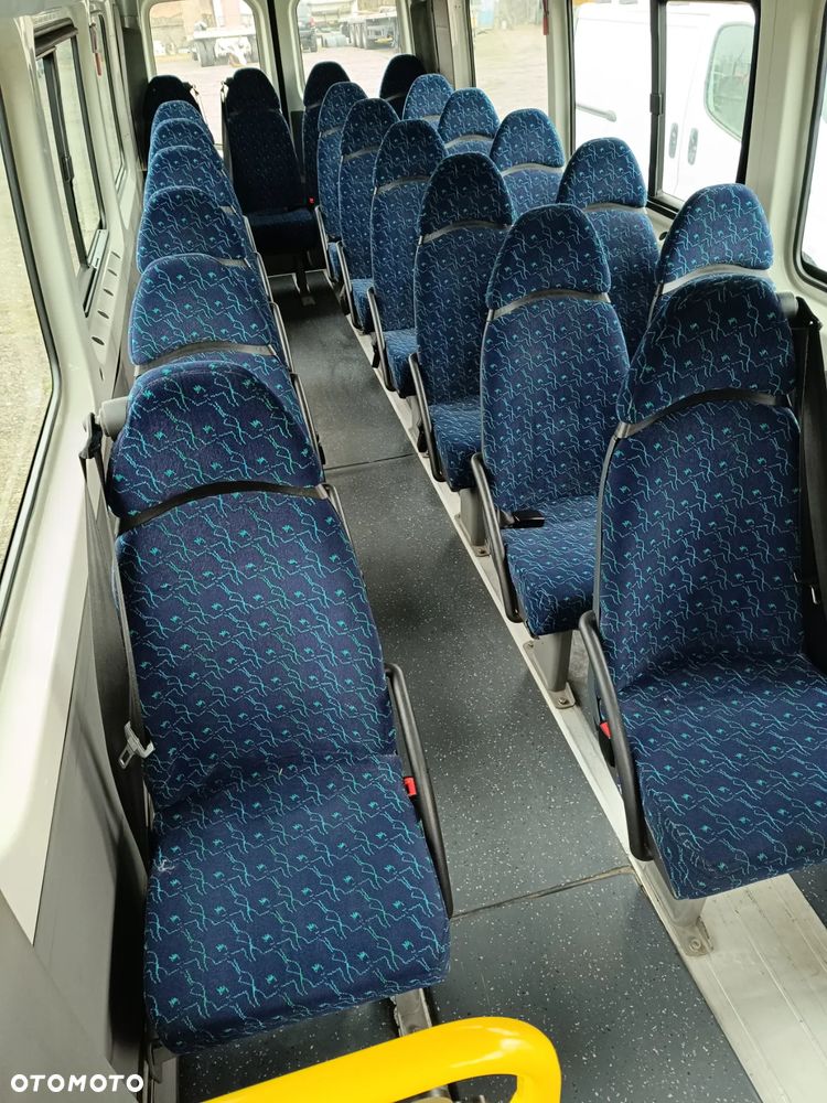 Volkswagen Crafter ligneo 23 miejsca 2,5TDI-165KM webasto retarder klima - 10