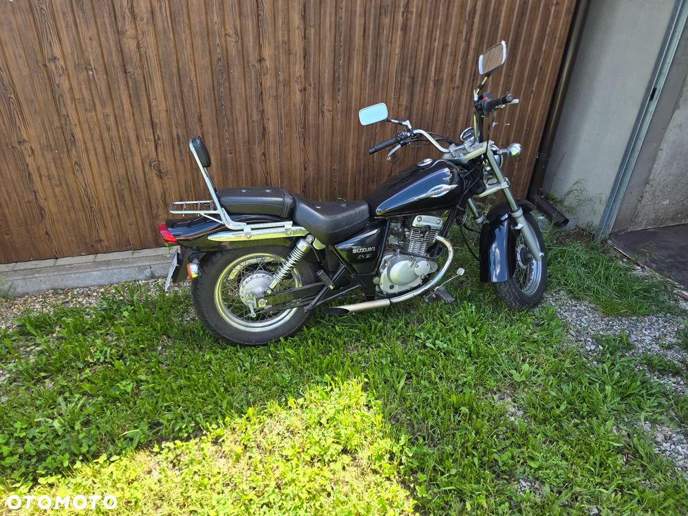 Suzuki Marauder - 2