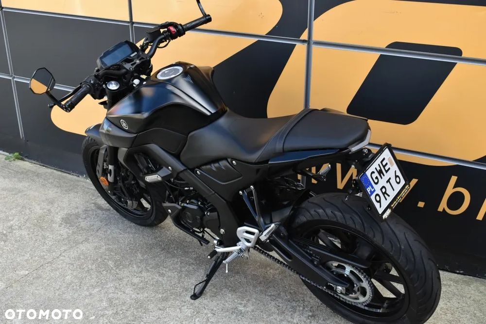 Yamaha MT - 9