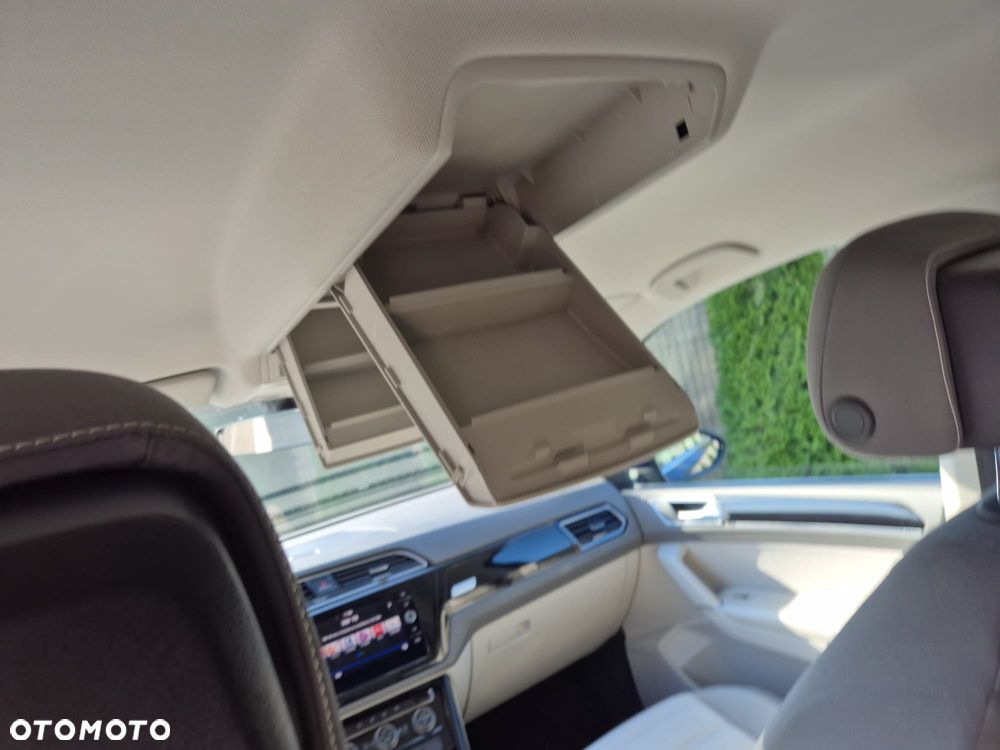 Volkswagen Touran 1.5 TSI ACT OPF Comfortline - 29