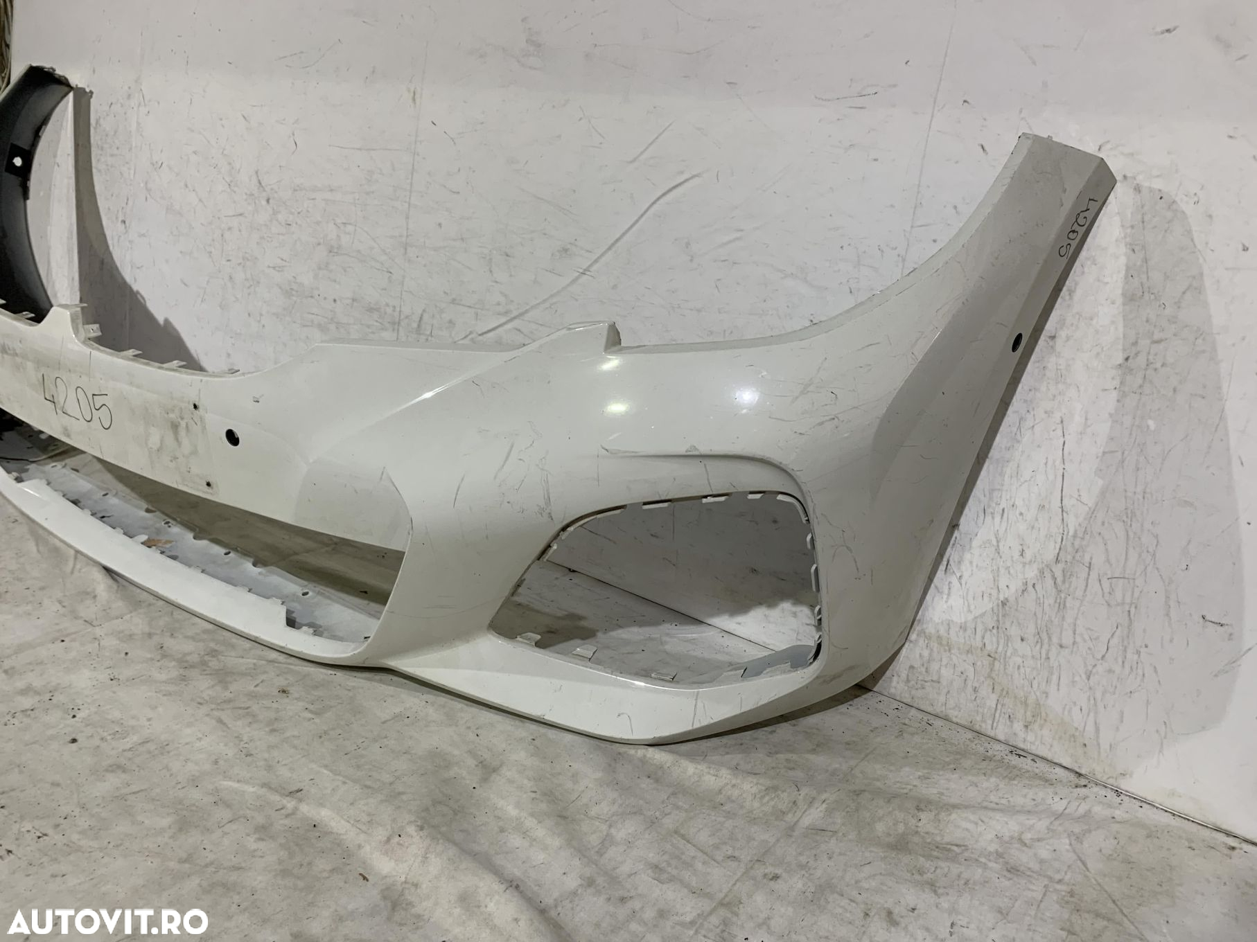 Bara fata  BMW Seria 5, G30, G31, M-Sport, LCI, facelift, 2020, 2021, 2022, 2023,  cod origine OE 51118098644. - 2