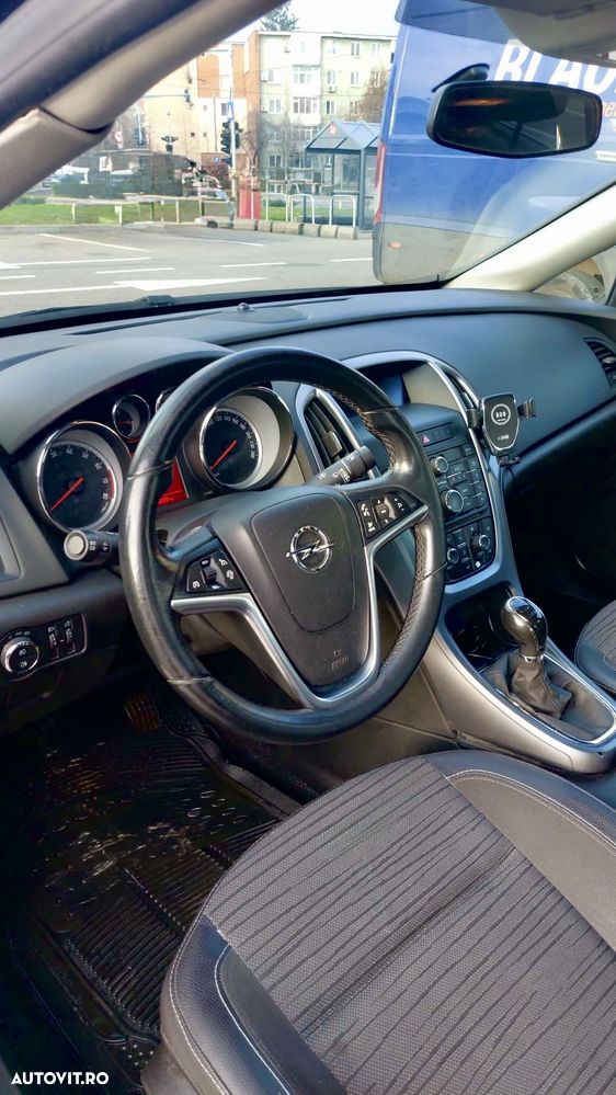 Opel Astra 1.4 Turbo ECOTEC Enjoy - 8