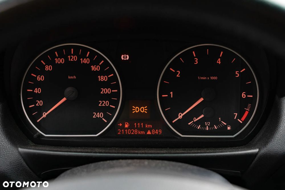 BMW Seria 1 - 8