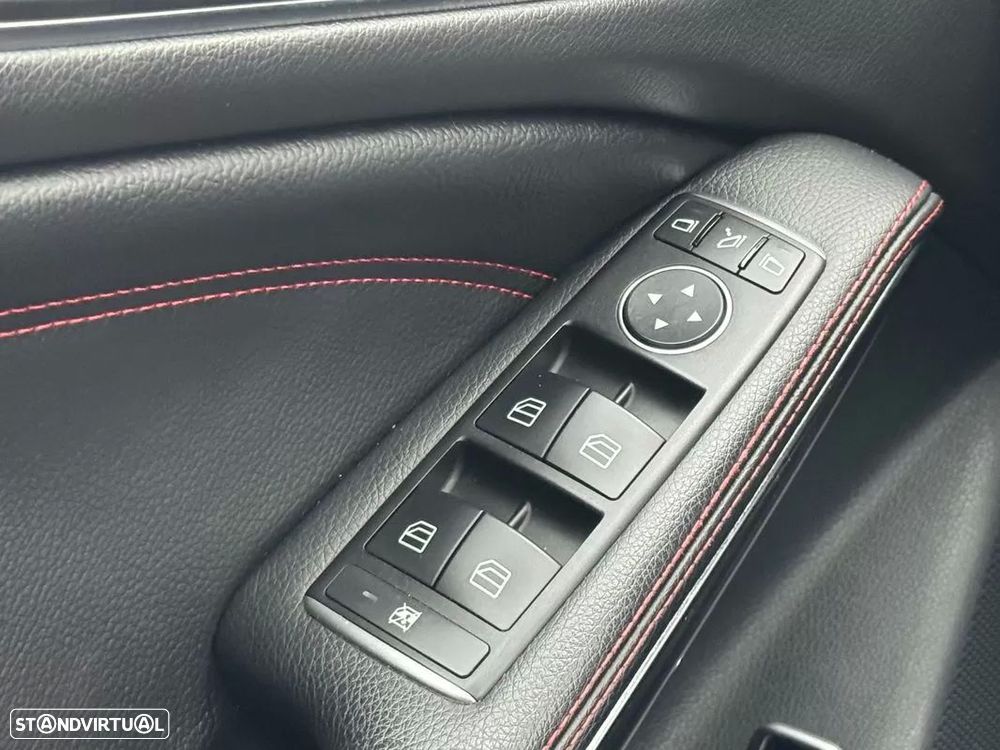 Mercedes-Benz CLA 45 AMG 4-Matic - 46