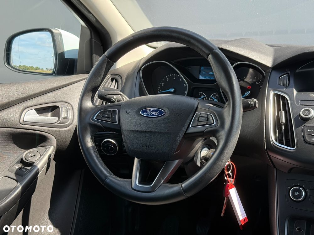 Ford Focus - 13