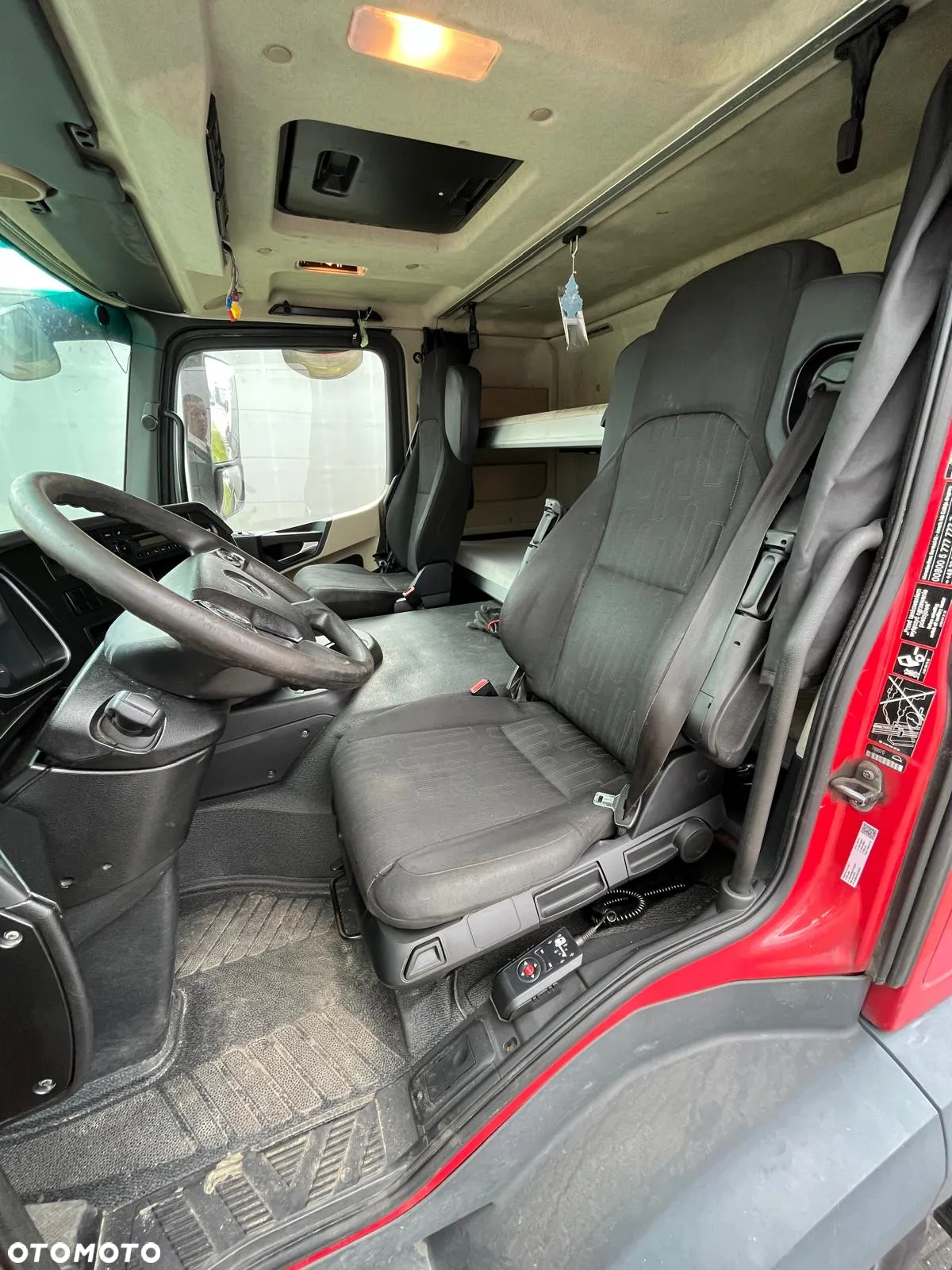 Mercedes-Benz Actros - 14