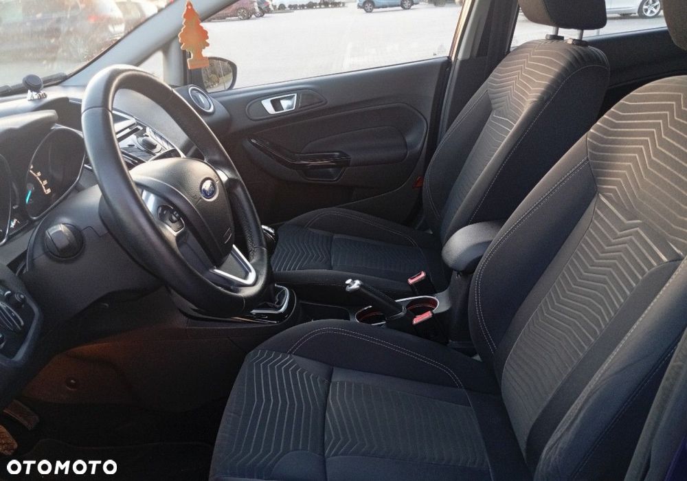 Ford Fiesta - 17