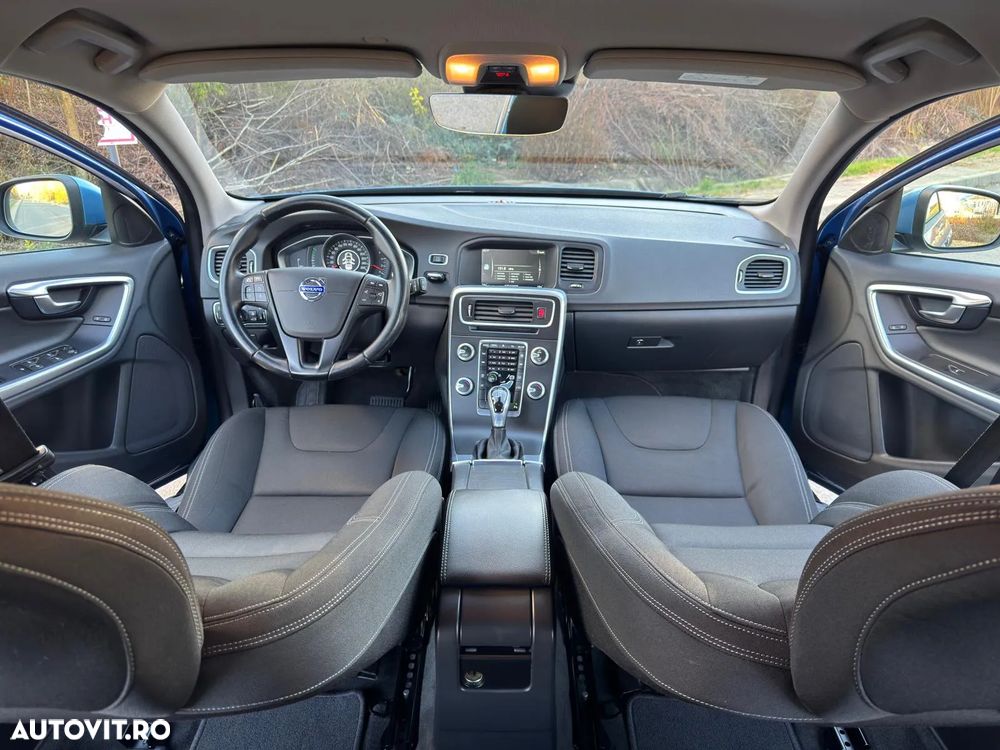 Volvo V60 D2 Geartronic Powershift Momentum - 5