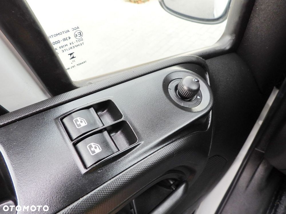 Iveco DAILY 35C14 WYWROTKA TEMPOMAT BLIŹNIACZE KOŁA KLIMATYZACJA  140KM - 27