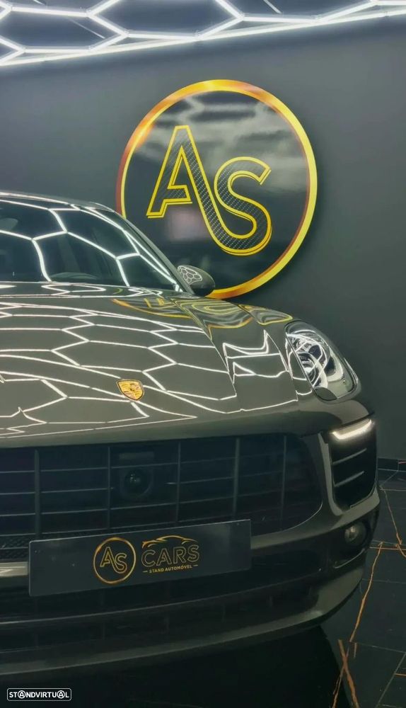Porsche Macan - 40