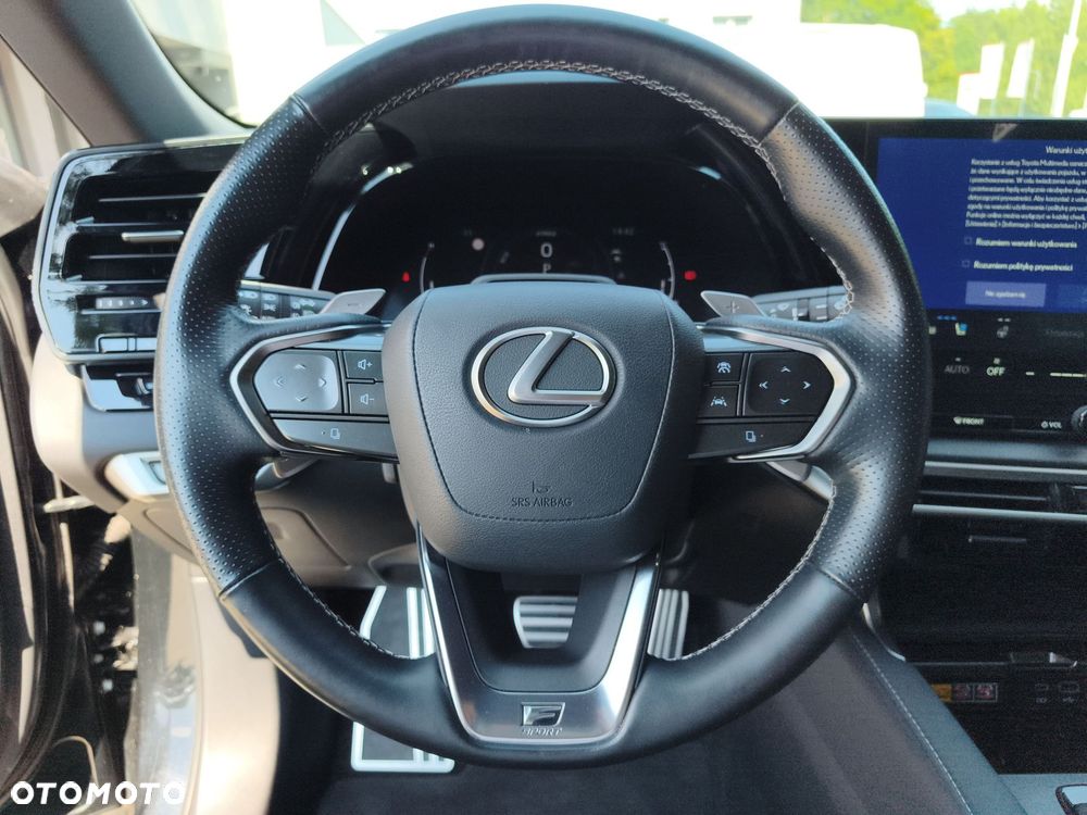 Lexus RX - 22