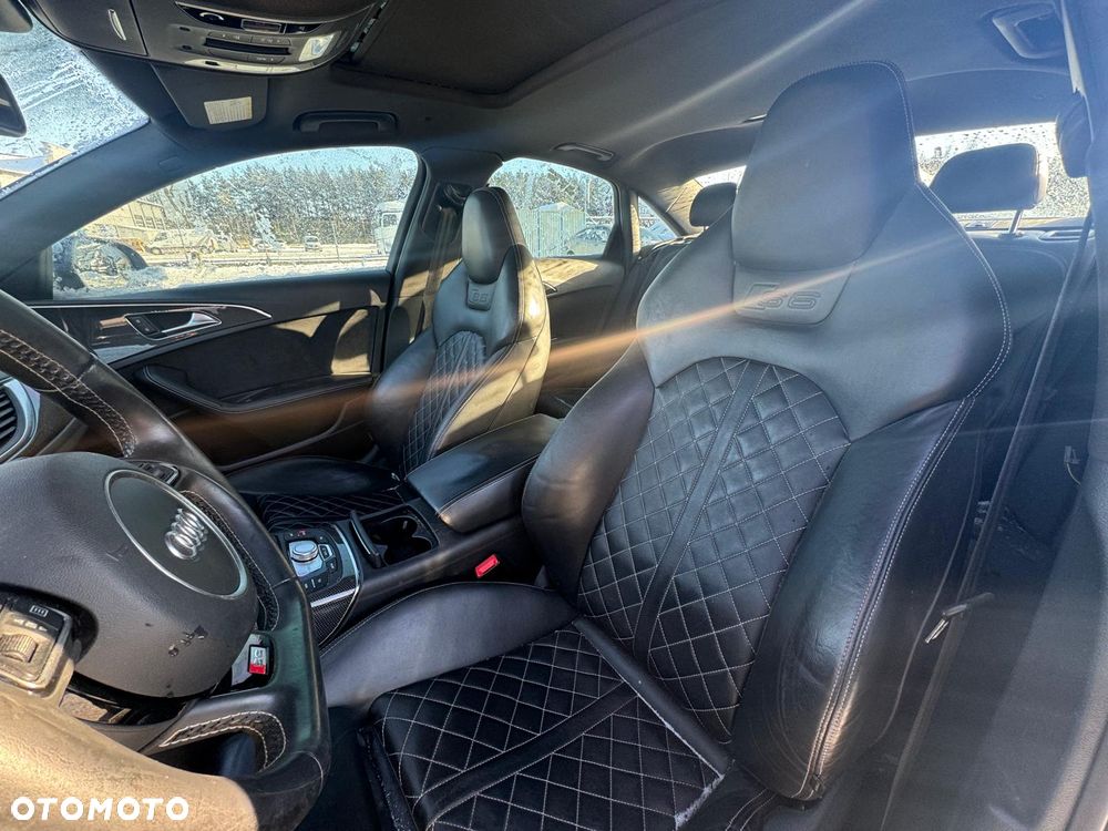 Audi S6 Limousine - 14