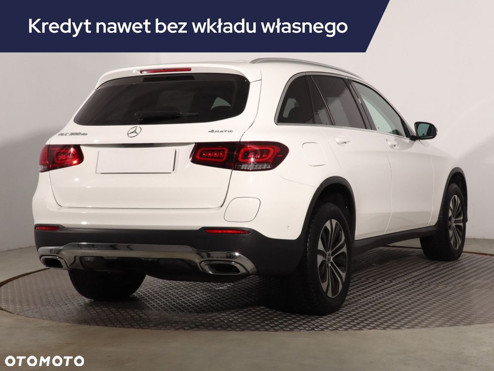 Mercedes-Benz GLC - 7