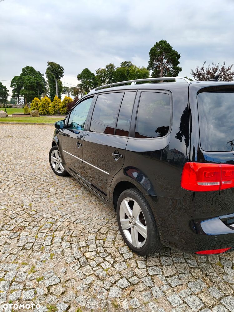 Volkswagen Touran 2.0 TDI DPF DSG Highline - 23