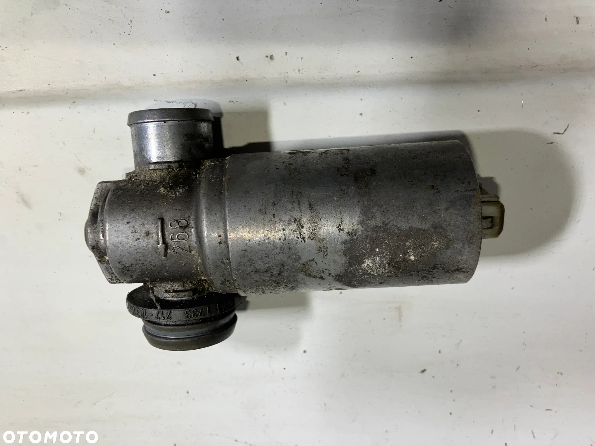 SILNICZEK KROKOWY BMW E31 E32 E34 E38 E39 M60 M62 V8 KROKOWIEC 1733090 3.0 4.0 - 2