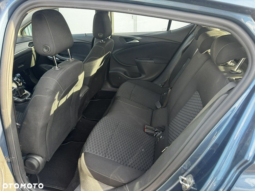 Opel Astra - 11