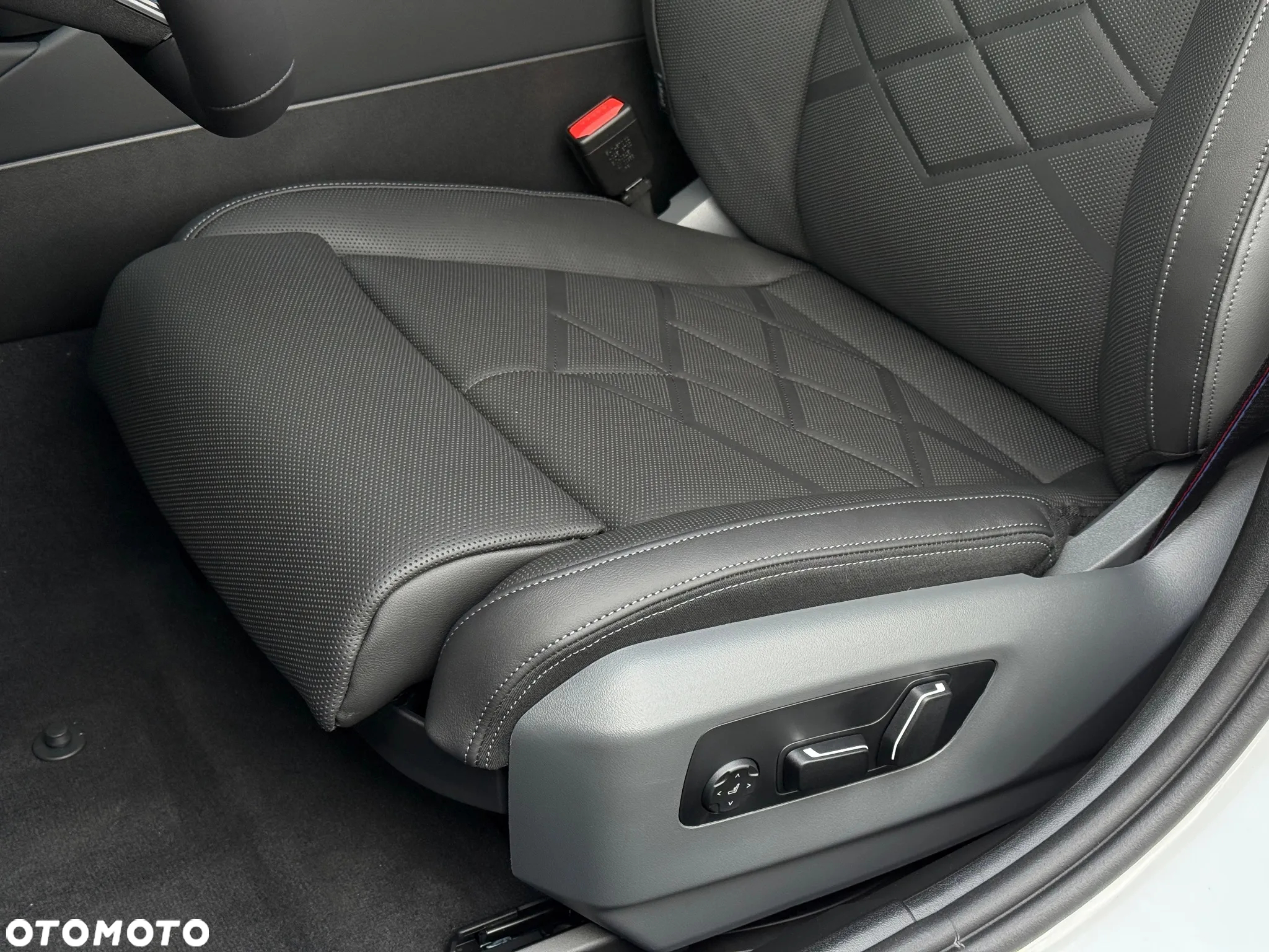 BMW Seria 5 - 21