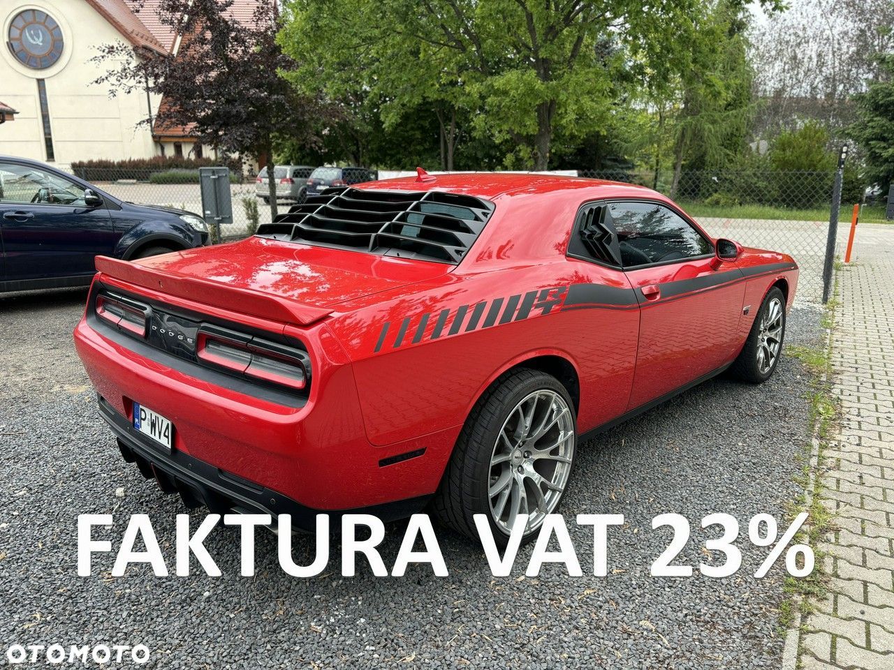 Dodge Challenger - 1