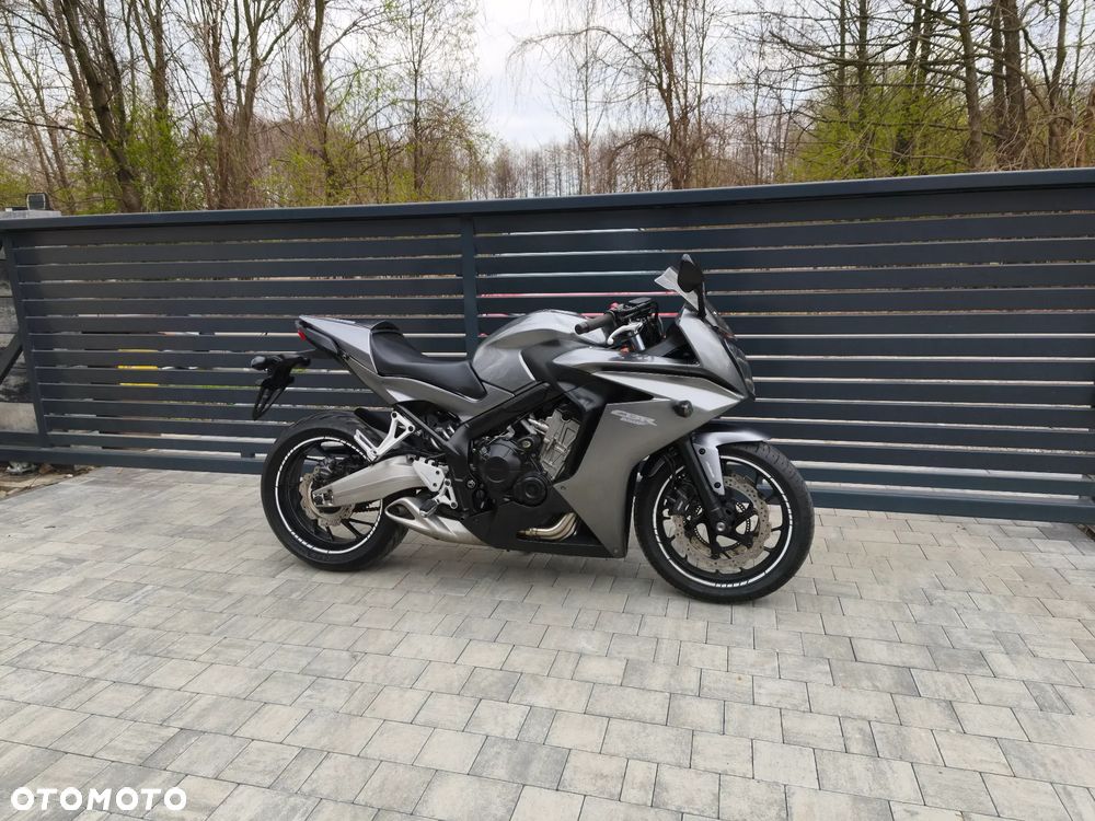 Honda CBR - 3