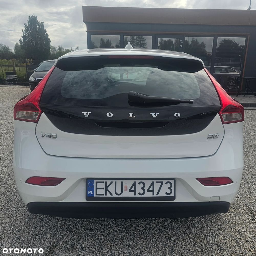 Volvo V40 D2 Kinetic - 8