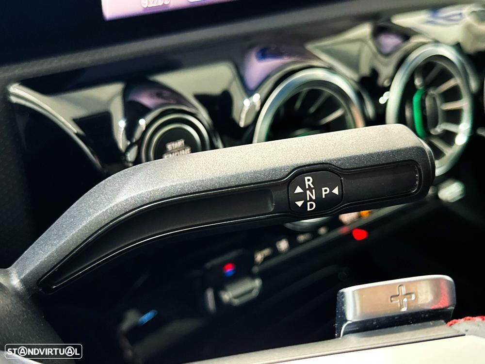 Mercedes-Benz CLA 250 e 8G-DCT AMG Line - 43