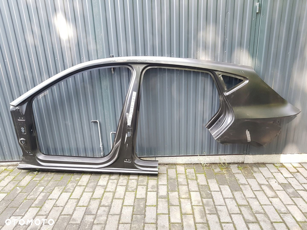 SEAT LEON 19 lewy słupek rama bok próg błotnik tył poszycie 5FA809605B
