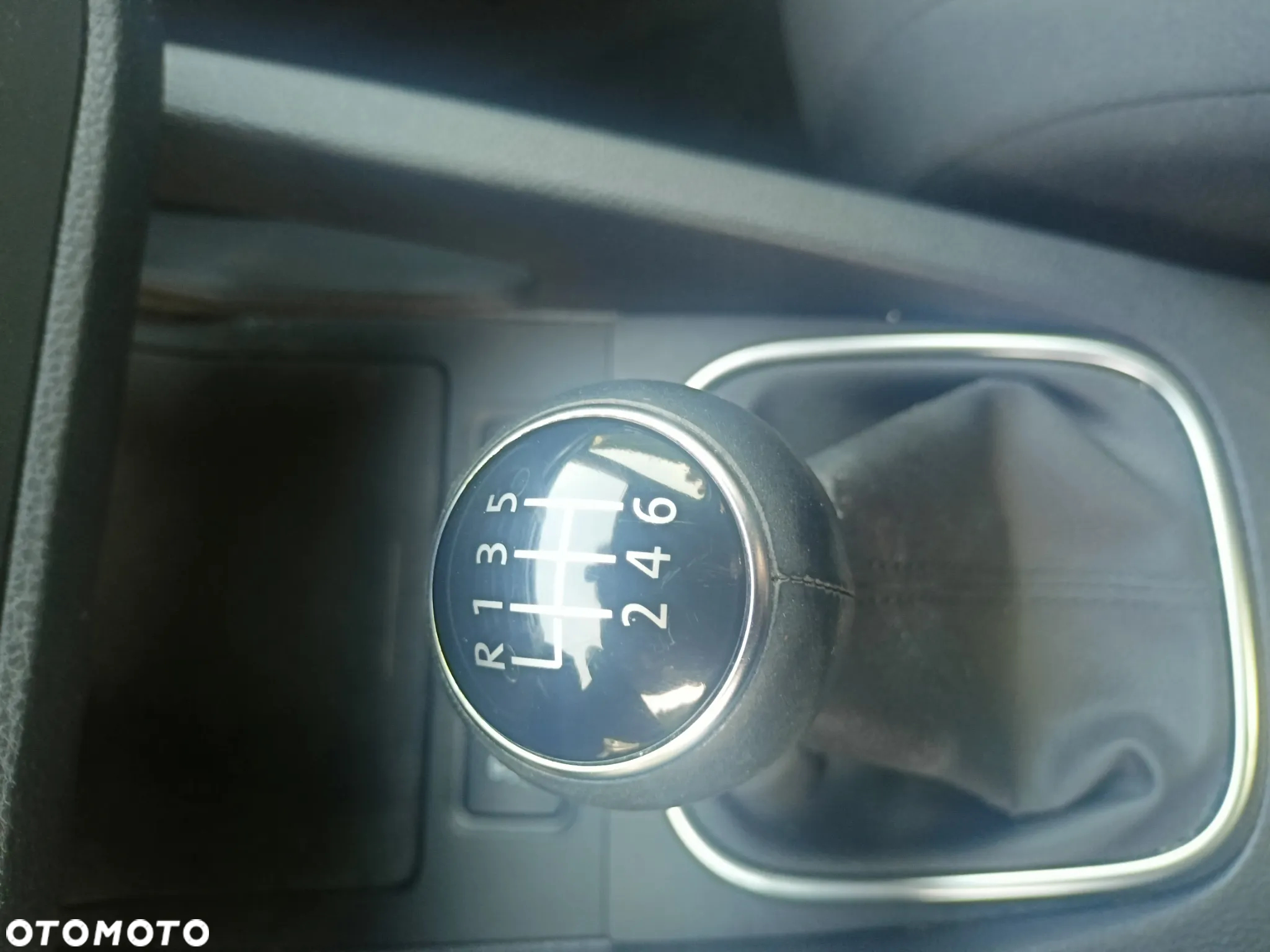 Volkswagen Jetta 1.4 TSI Comfortline - 16