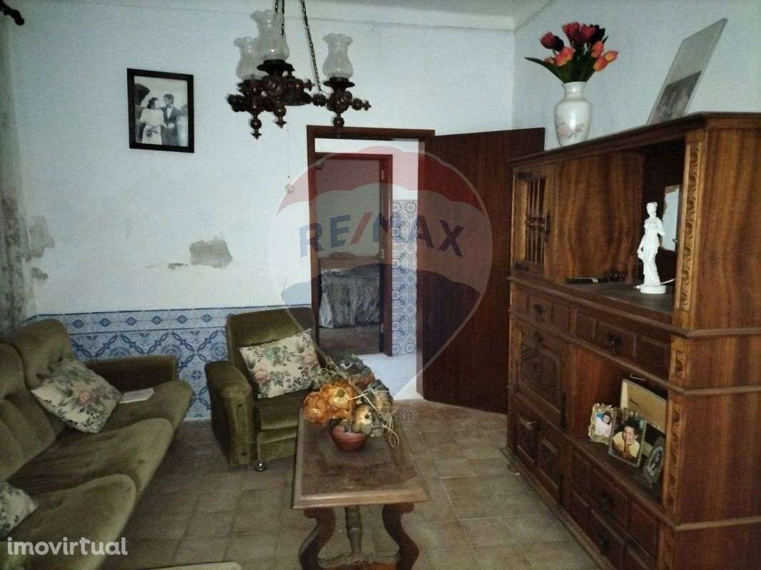 Moradia T1 para venda - Grande imagem: 2/8