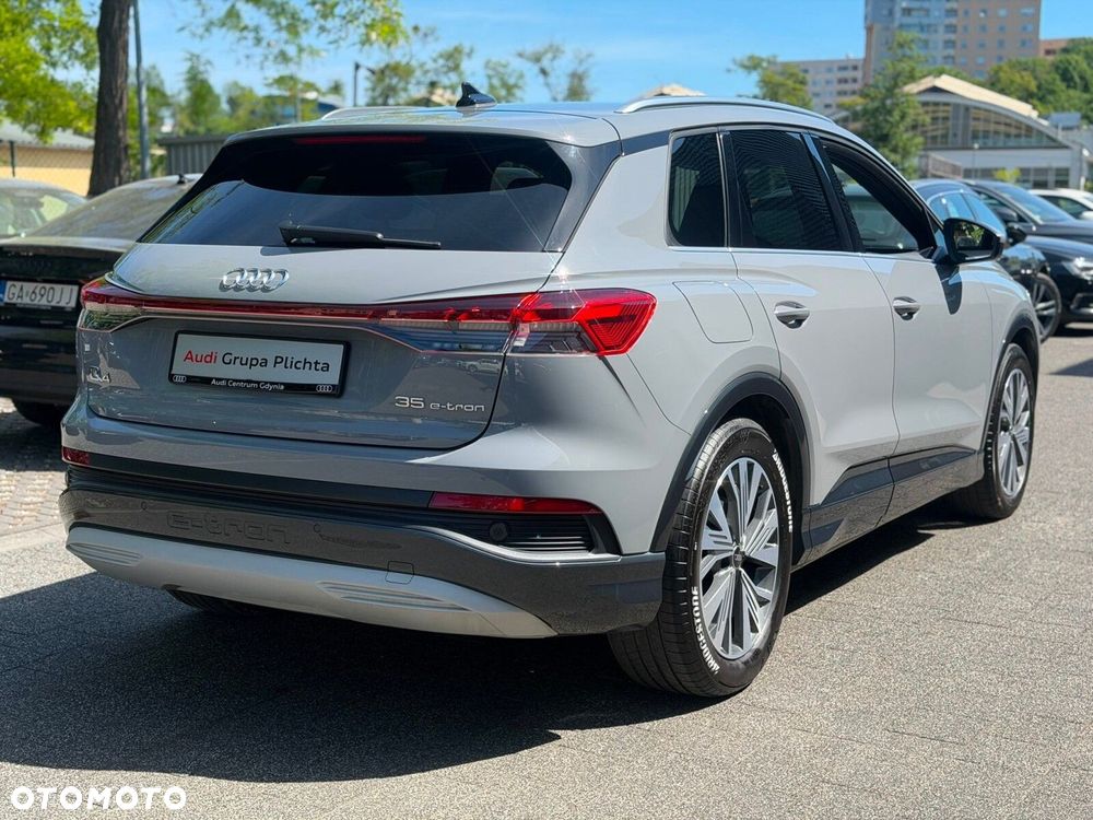 Audi Q4 e-tron 35 52kWh S Line - 11