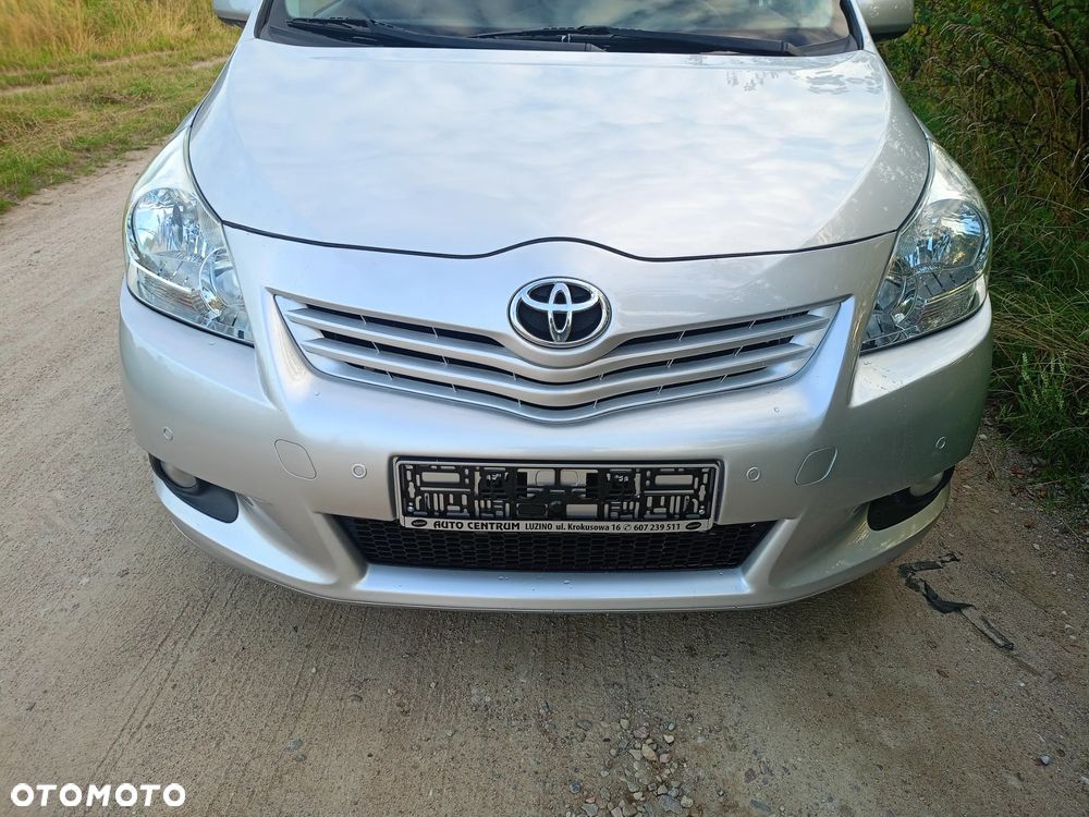 Toyota Verso 1.6 5-Sitzer Life - 2